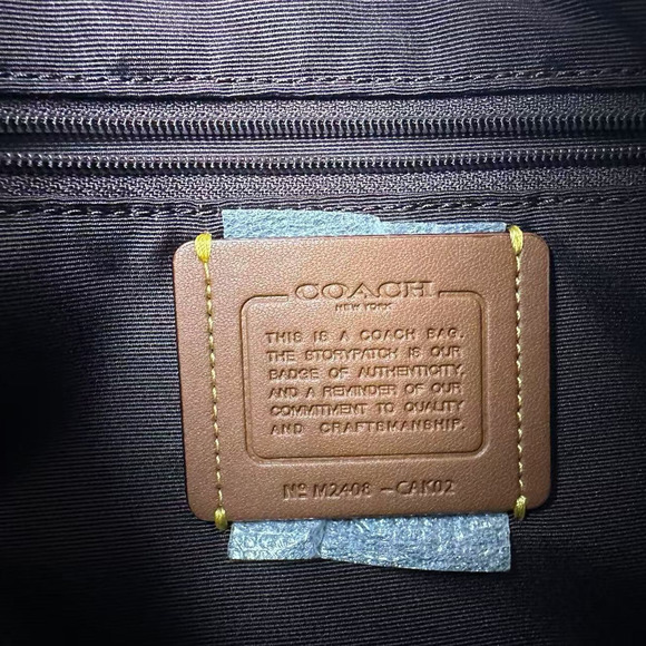 Coach Teri Hobo Bag With Rivets Shoulder Crossbody In Leather/Gold/Black CAK02 - Picture 9 of 10